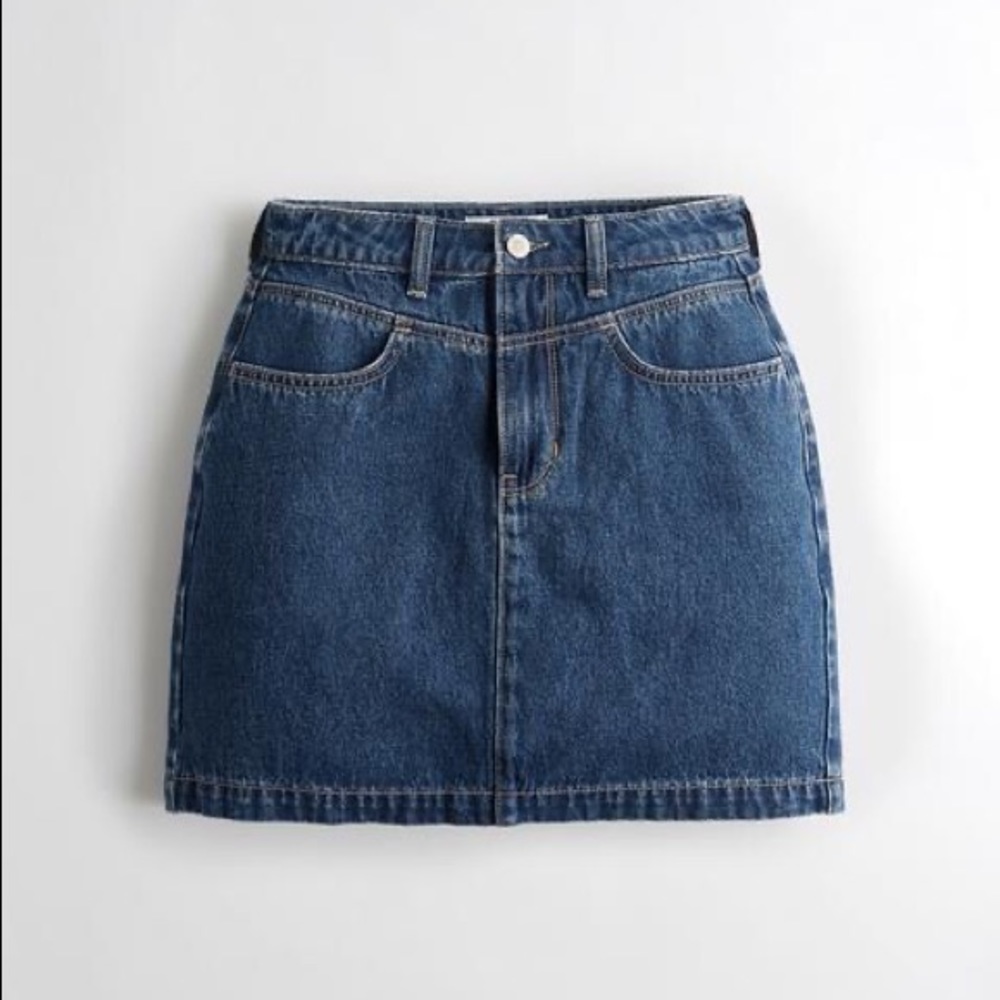 ❤️ Hollister ultra high rise denim skirt